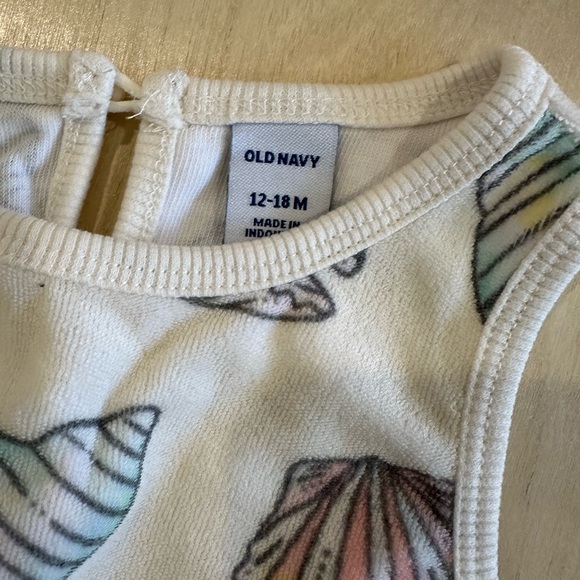 Shell print terry bubble romper and shell jelly sandals. Both NWT both 12-18m - Picture 2 of 4